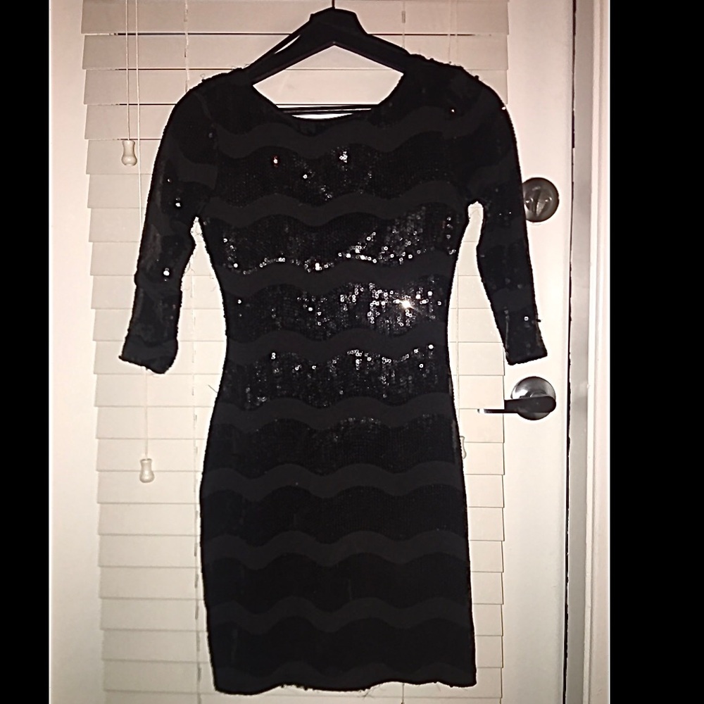 Black sequins striped dress